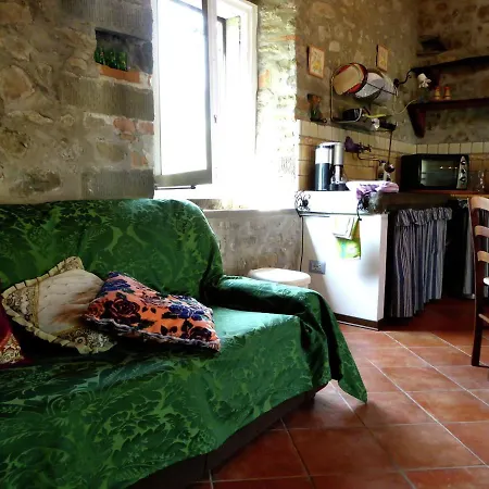 Belvilla By Oyo Val Di Lima Romantica Holiday home Cocciglia